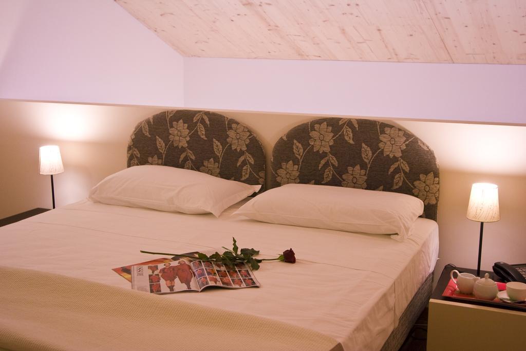 Hotel Marco Polo à Vittorio Veneto Extérieur photo